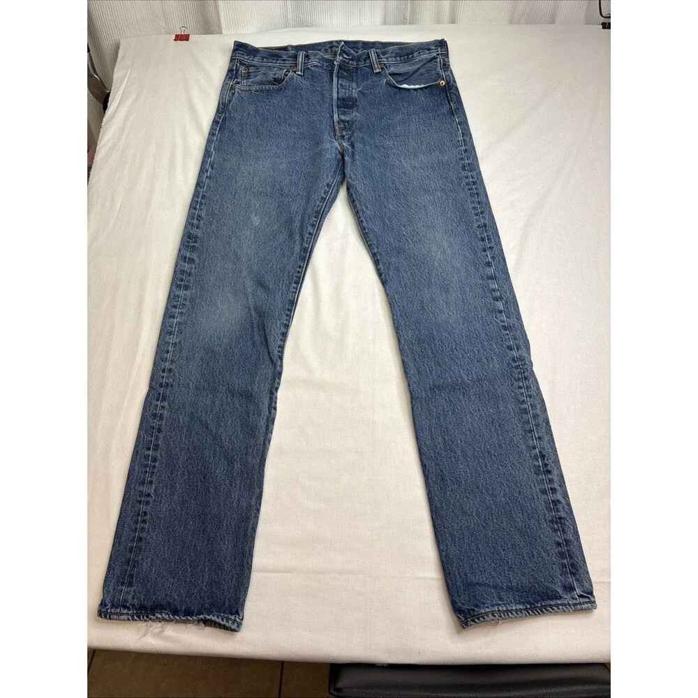 Levi's 501 Men's Jeans Size 34x34 Blue Denim Red Tab Straight button front.